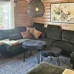 Mountain With Stunning Views, Sauna & Ferienhaus *