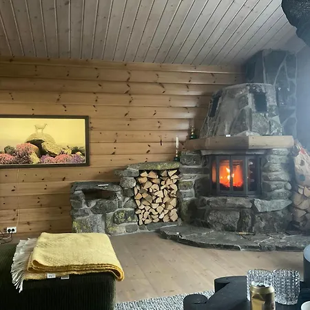Mountain With Stunning Views, Sauna &
